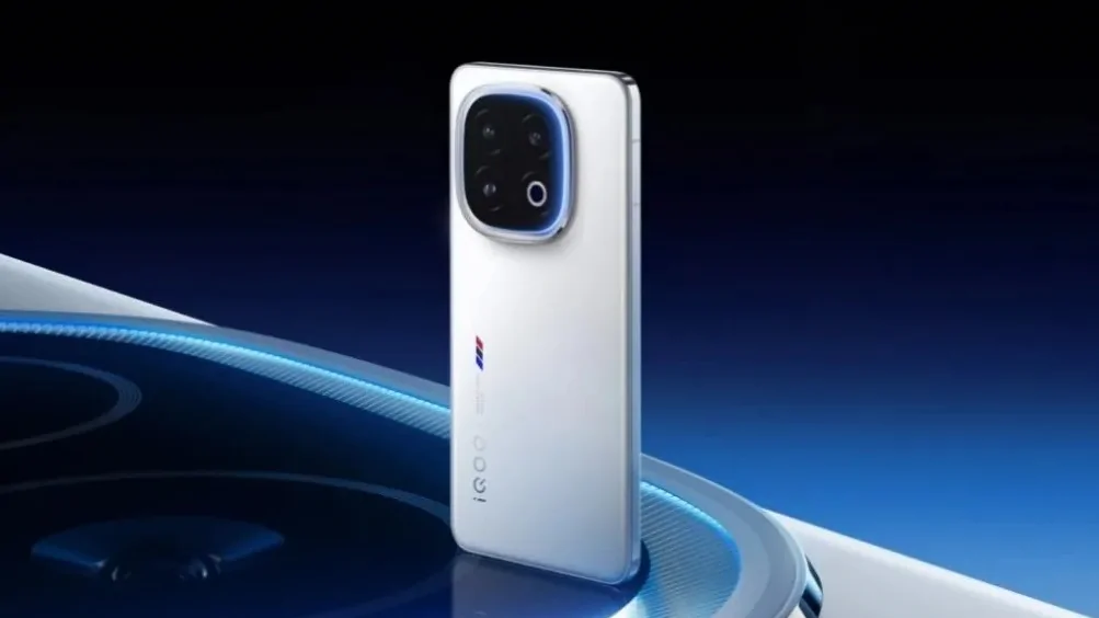 iQOO 15 Series หลุดสเปกจัดเต็ม ใช้ Snapdragon 8 Elite Gen 5 แบต 7,000mAh ชาร์จเร็ว 100W