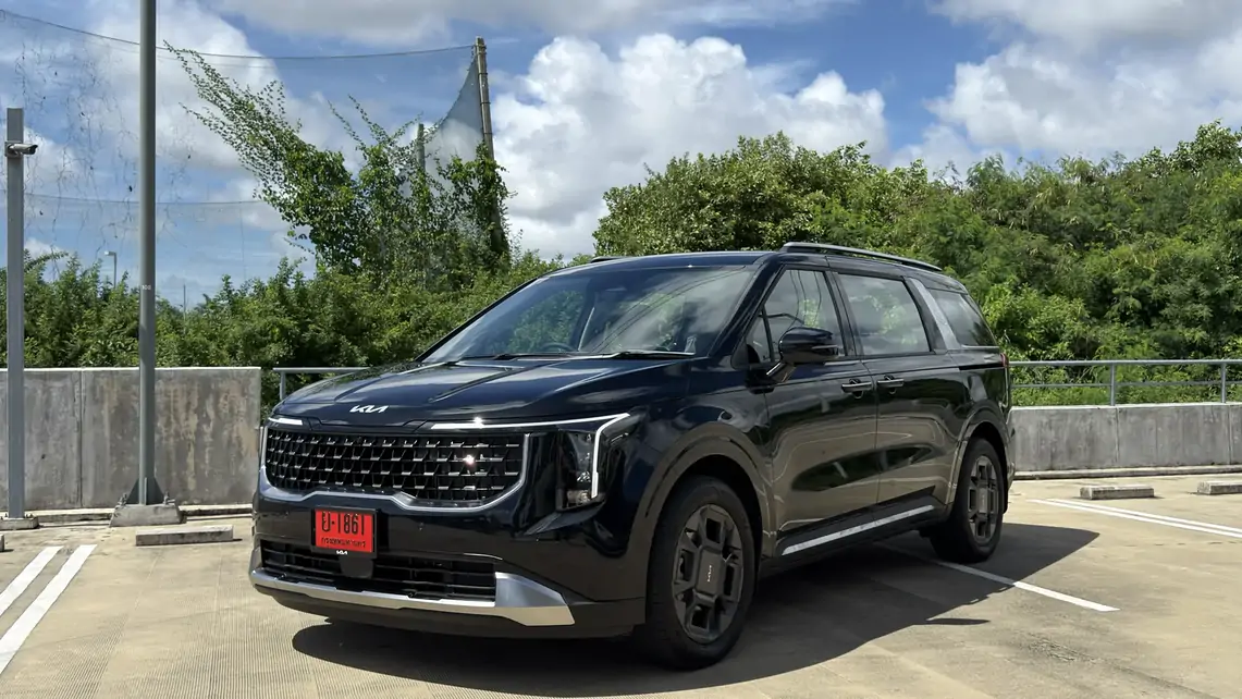 เปิดตัว Kia Carnival HEV 7 ที่นั่ง ในไทย ราคาเริ่ม 2.499 ล้านบาท—MPV ไฮบริดพรีเมียมกว้าง นุ่ม เงียบ สำหรับทุกครอบครัว