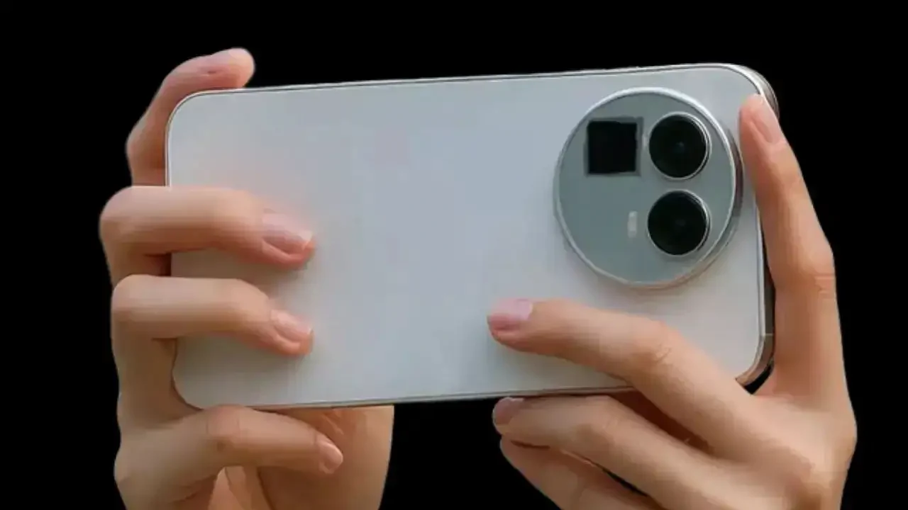Realme จับมือ Ricoh เปิดตัวระบบกล้องใหม่ใน “Realme GT 8 Pro” ครั้งแรกของโลก พร้อมโหมดโทนภาพ GR และเลนส์เทียบเท่า 28mm / 40mm