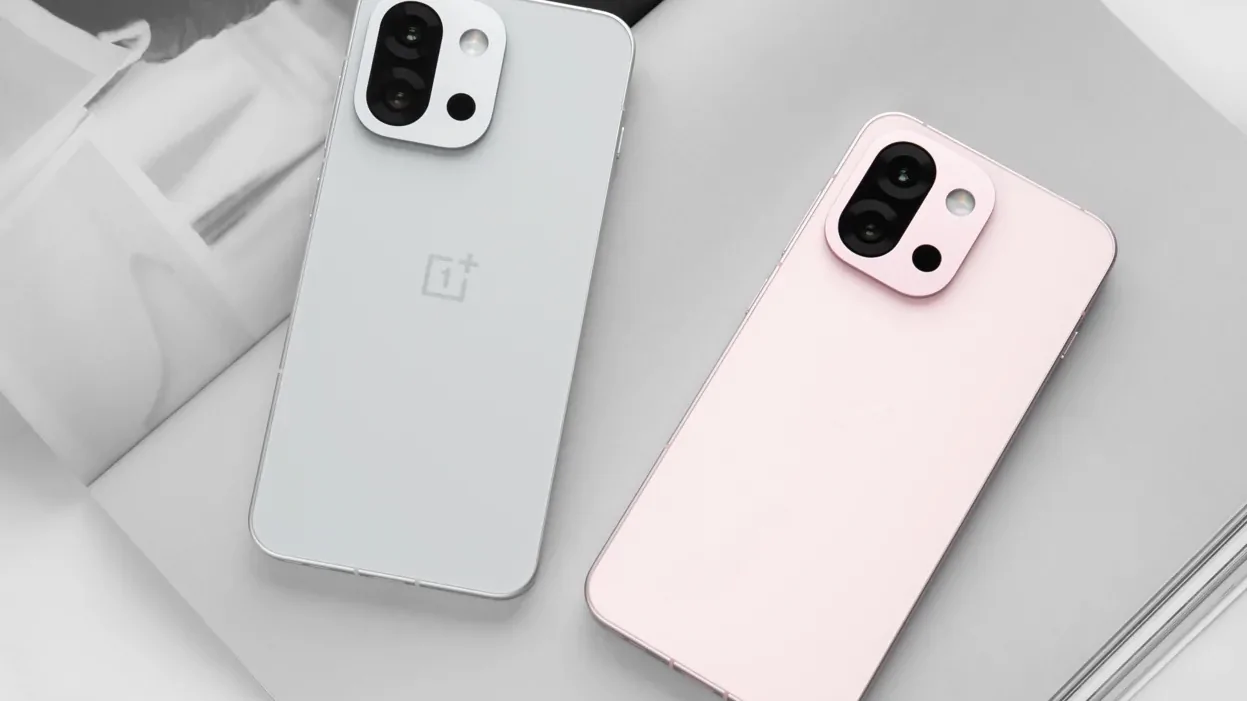 OnePlus 15T หลุดสเปกเต็ม สมาร์ตโฟนจอเล็กสายแรง จอ 165Hz แบต 7,000mAh