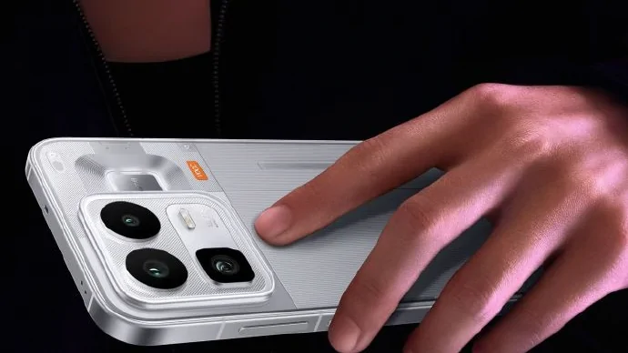 Realme Neo8 เปิดตัวแล้วในจีน ใช้ Snapdragon 8 Gen 5 แบต 8,000mAh กล้อง Periscope 50MP