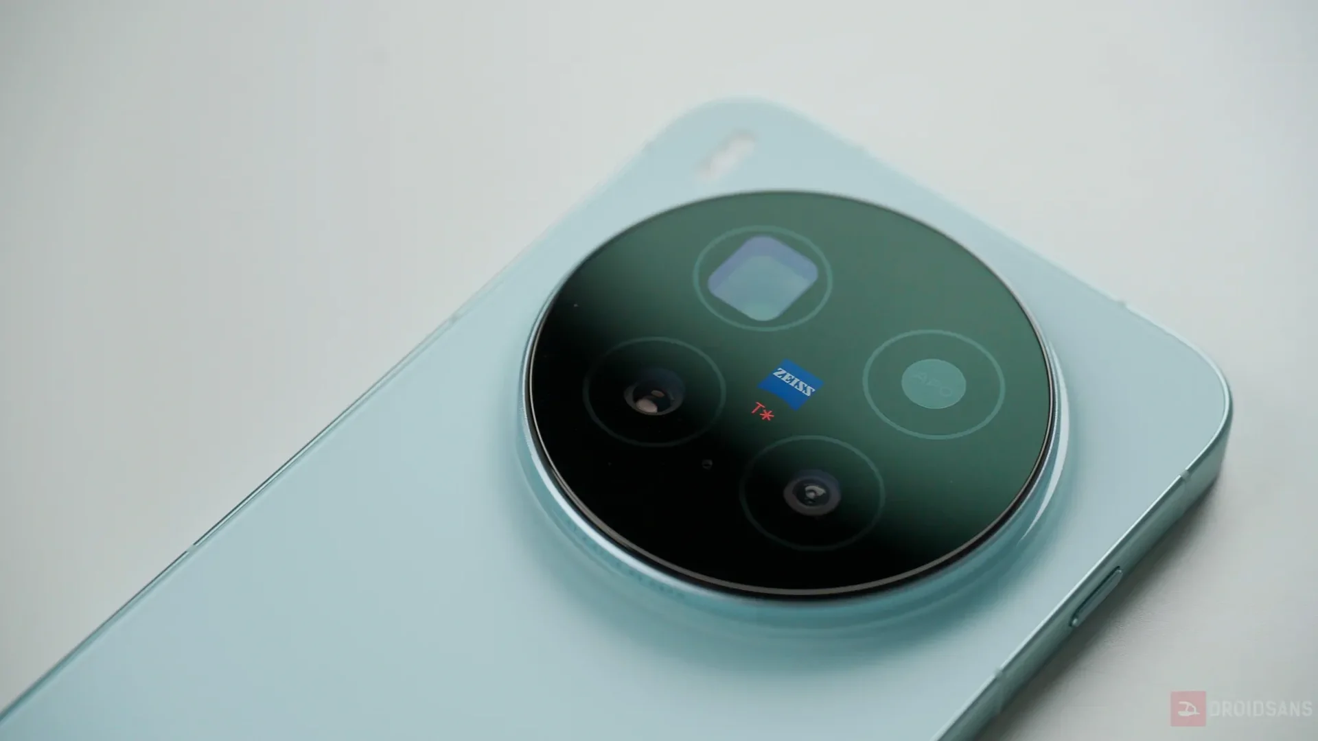 ลือ vivo X300 Max(S) ผ่านรับรองแล้ว มาพร้อม Dimensity 9500 กล้อง 200MP แบต 7,000mAh ชาร์จไว 90W