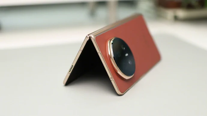 Honor Magic V6 จ่อเปิดตัว จอพับบางเฉียบ ดีไซน์พรีเมียม อัปเกรดสเปกระดับเรือธง