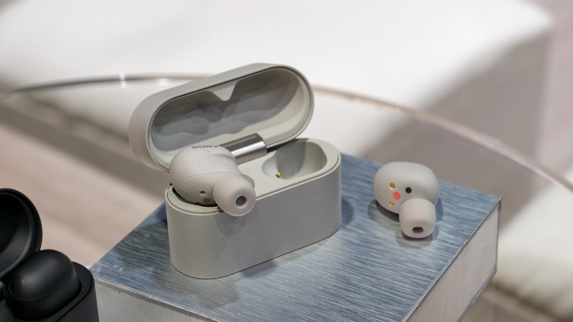 Sony WF-1000XM6 เริ่มมีรีวิวแรก ชูเสียงโปร่งขึ้น ANC ดีขึ้นจาก XM5