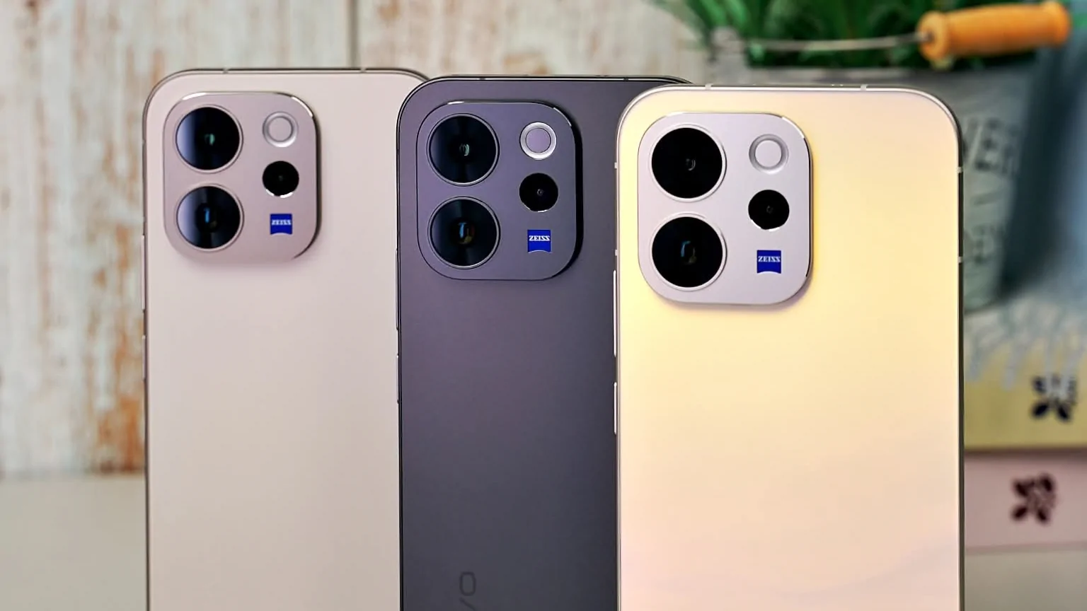 หลุดใบราคา Pre-Order Vivo V70 5G ก่อนเปิดตัวในไทย เริ่มต้น 15,999 บาท พร้อมโปรดาวน์ต่ำและของแถมจำกัด