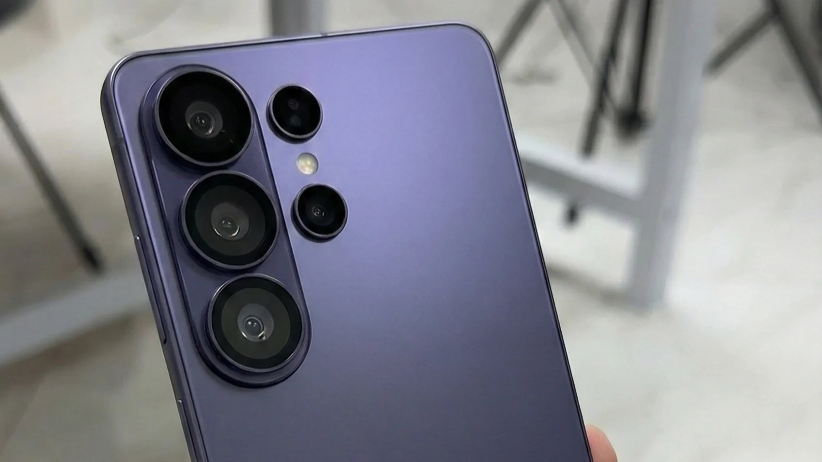 หลุดภาพ Samsung Galaxy S26 Ultra ดีไซน์ใหม่ พร้อมสเปกเรือธง จ่อเปิดตัว 25 กุมภาพันธ์