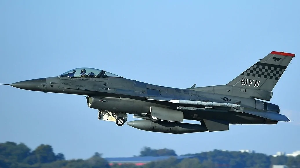 เครื่องบินรบสหรัฐฯ-จีนเผชิญหน้ากลางอากาศใกล้คาบสมุทรเกาหลี