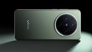 เผยสเปกสมาร์ทโฟน X300S บน Weibo หน้าจอ 144Hz, กล้อง 200MP, กันน้ำ IP68/IP69