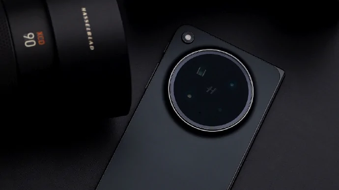 OPPO Find N6 นิยามใหม่แห่งสมาร์ทโฟนพรีเมียม สู่สองเฉดสีสะท้อนตัวตน