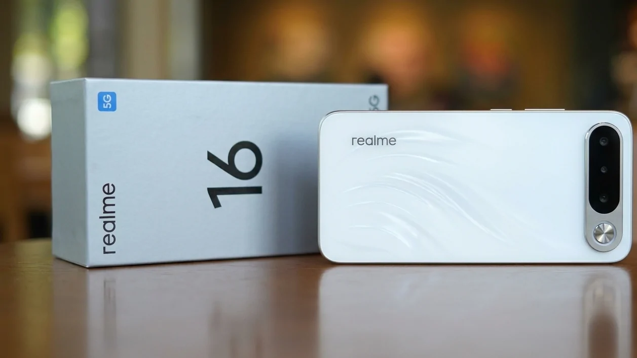 realme 16 5G เปิดตัวอย่างเป็นทางการในไทย ชูจุดเด่นกล้องเซลฟี่ 50MP พร้อม AI Portrait Master ในราคาเริ่มต้น 11,999 บาท