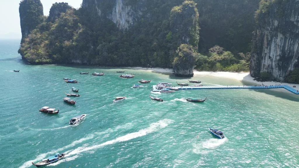 เกาะห้อง กระบี่ มรกตแห่งอันดามัน ซ่อนเร้นความงามเหนือจินตนาการ