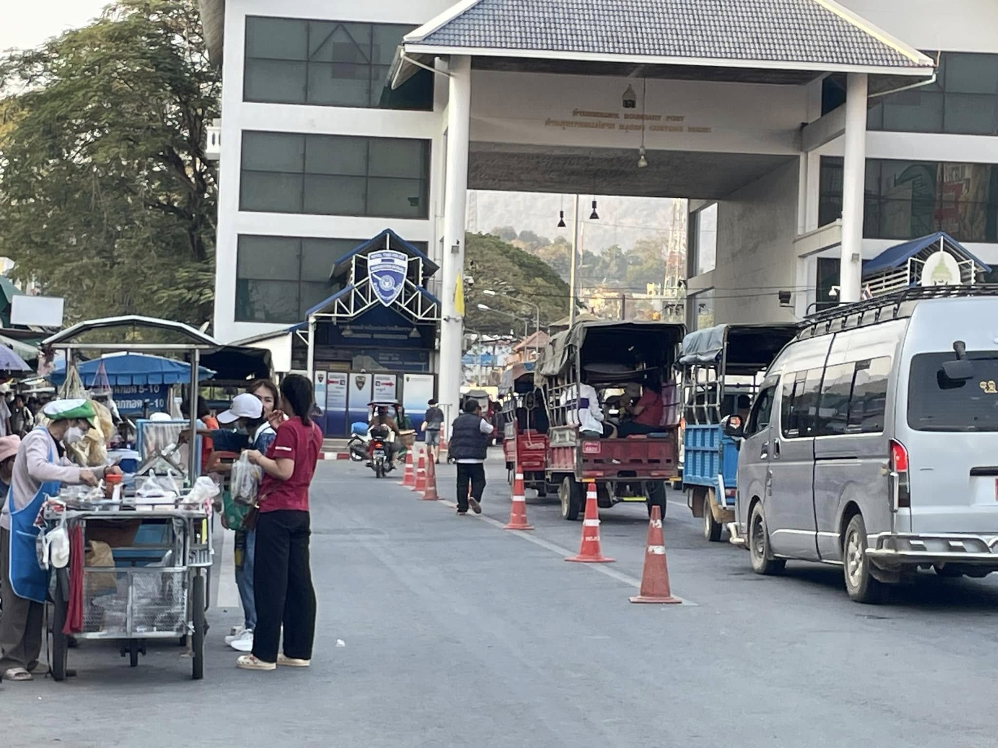 เชียงรายประกาศห้ามกรอกน้ำมันใส่ภาชนะ ภายหลังการดำเนินการสกัดขบวนการคอลเซ็นเตอร์