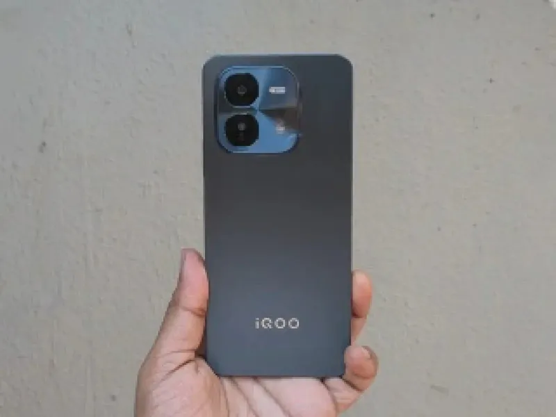 iQOO Z10 เตรียมเปิดตัว 11 เมษายน พร้อมเผยสเปก Z10x ผ่าน Geekbench