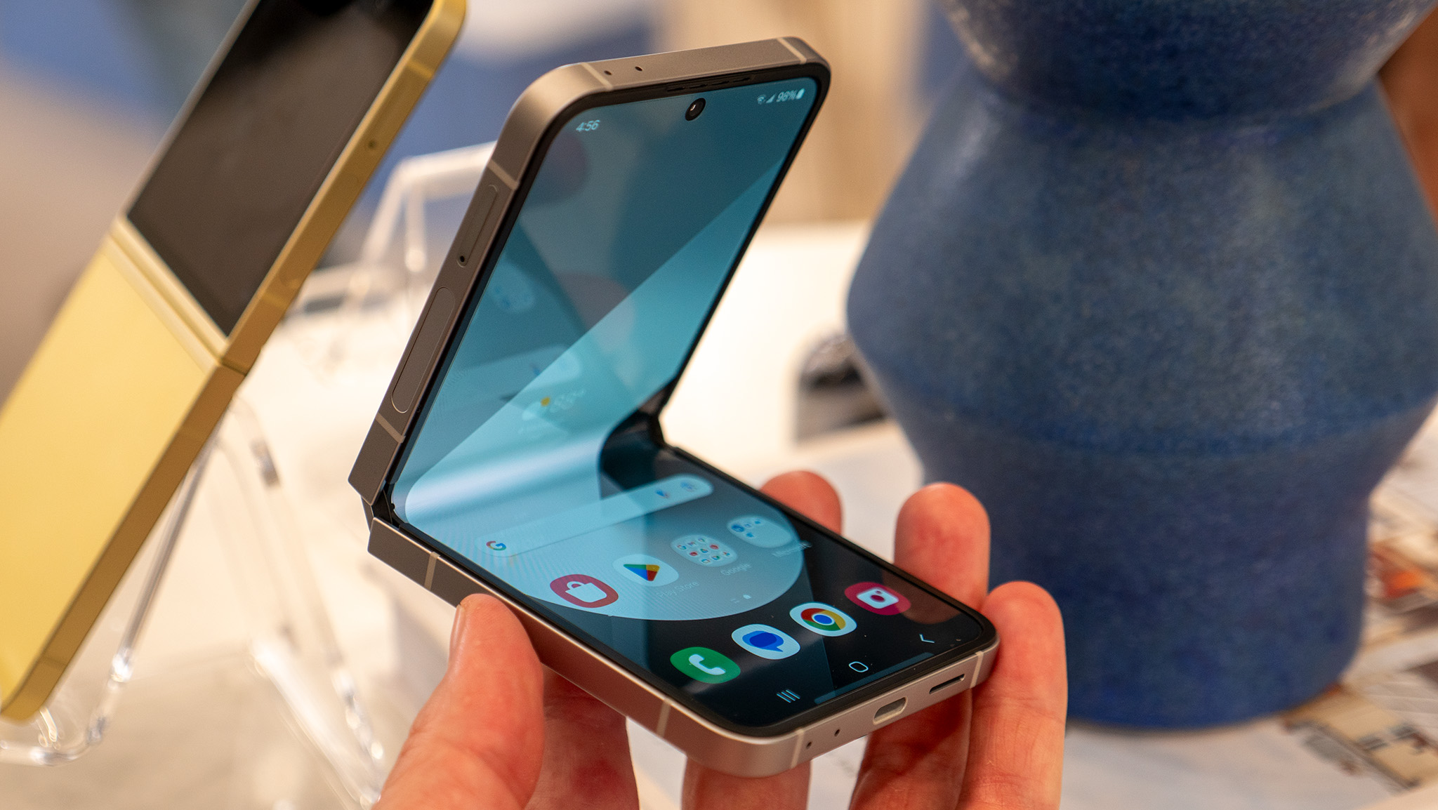Galaxy Z Flip 7 กับการพัฒนาครั้งใหม่ รอยพับที่น้อยลงและฟีเจอร์ที่คาดหวัง