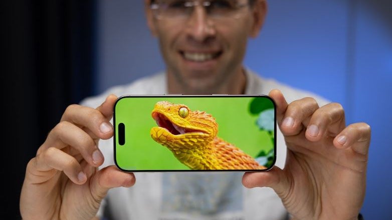 เทคโนโลยีจอใหม่ ‘Low-Dielectric TEE’ สำหรับ iPhone 17 Pro และ iPhone 18